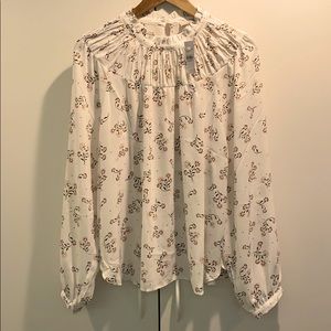 NWT LOFT GARDEN SHIRRED RUFFLE TOP WHITE L